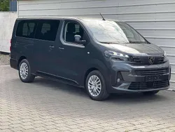Titanium grau metallic Neu 2025 Peugeot Traveller Business-Line Van / Kleinbus | 46.190 € (Fairer Preis)