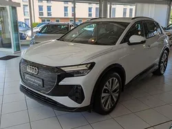 Gletscherweiss Gebraucht 2023 Audi Q4 e-tron SUV | 28.990 € (Guter Preis)