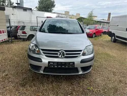 Reflexsilber metallic Gebraucht 2006 VW Golf Plus Cross Trendline Van / Kleinbus | 4.300 € (Fairer Preis)