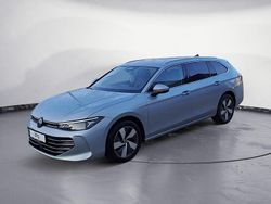 Silber Gebraucht 2025 VW Passat Business Kombi | 35.330 €