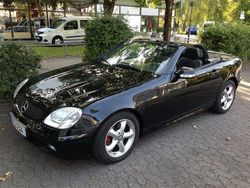 Schwarz Gebraucht 2000 Mercedes SLK320 Cabrio | 24.800 €