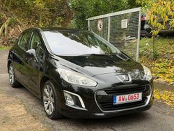 Schwarz Gebraucht 2013 Peugeot 308 Allure Limousine | 4.444 € (Superpreis)