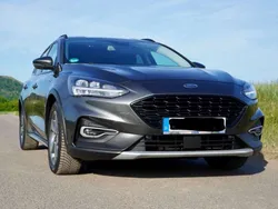 Grau Gebraucht 2020 Ford Focus Active Kombi | 16.500 € (Fairer Preis)