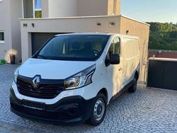 Weiß Gebraucht 2014 Renault Traffic Van / Kleinbus | 9.500 €