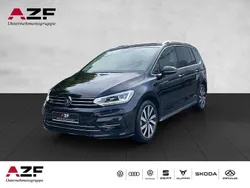 Schwarz Gebraucht 2024 VW Touran Highline Van / Kleinbus | 46.890 €