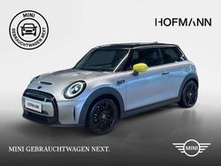Melting silver iii Gebraucht 2023 Mini Cooper SE Kleinwagen | 21.450 € (Fairer Preis)