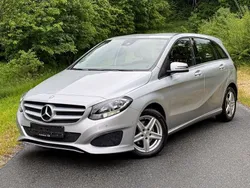Silber Gebraucht 2015 Mercedes B200 Van / Kleinbus | 10.880 € (Fairer Preis)