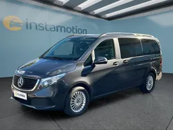 Grau Gebraucht 2023 Mercedes EQV300 Van / Kleinbus | 42.949 € (Guter Preis)