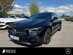 Metalliclack kosmosschwarz Gebraucht 2025 Mercedes CLA180 Shooting Brake Progressive Kombi | 42.950 €