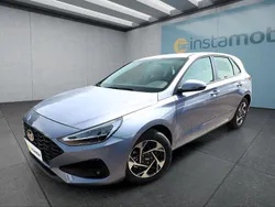 Blau Neu 2025 Hyundai i30 Limousine | 20.599 € (Guter Preis)