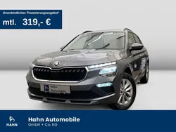 Graphitegrau metallic met. Gebraucht 2024 Skoda Kamiq Selection SUV | 24.930 € (Fairer Preis)