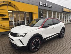 Arktis weiß Gebraucht 2022 Opel Mokka-e GS Line SUV | 19.870 € (Fairer Preis)
