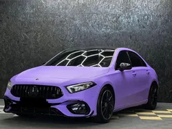 Violett Gebraucht 2019 Mercedes A180 Limousine | 26.999 €