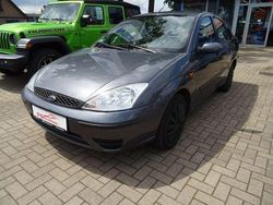 Grau Gebraucht 2004 Ford Focus Finesse Limousine | 970 € (Fairer Preis)