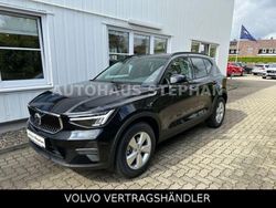 Onyx black metallic Gebraucht 2023 Volvo XC40 SUV | 28.690 € (Guter Preis)