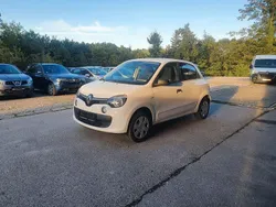 Weiß Gebraucht 2017 Renault Twingo Kleinwagen | 5.250 € (Guter Preis)