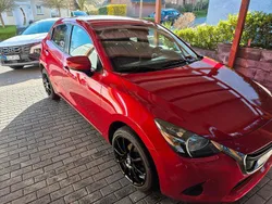 Rot Gebraucht 2017 Mazda 2 Exclusive-Line Kleinwagen | 8.999 € (Etwas zu teuer)