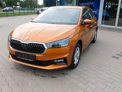 Orange Gebraucht 2024 Skoda Fabia Selection Limousine | 17.895 € (Fairer Preis)