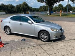 Silber Gebraucht 2006 Lexus IS220 Limousine | 4.900 €