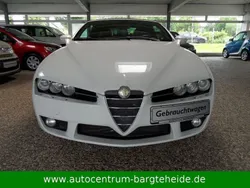 Weiß Gebraucht 2010 Alfa Romeo Spider Exclusive Cabrio | 9.990 € (Fairer Preis)