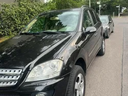 Braun Gebraucht 2006 Mercedes ML320 SUV | 5.100 € (Superpreis)
