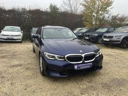 Mediterranblau Gebraucht 2020 BMW 320 Sport Line Limousine | 26.479 € (Guter Preis)