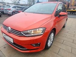Orange Gebraucht 2016 VW Golf VII LOUNGE Limousine | 10.950 € (Guter Preis)