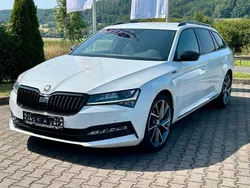 Weiß Gebraucht 2023 Skoda Superb SportLine Kombi | 32.590 € (Etwas zu teuer)