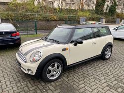 Weiß Gebraucht 2008 Mini Cooper Clubman Kombi | 4.300 € (Fairer Preis)