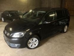 Schwarz Gebraucht 2013 VW Touran Match Van / Kleinbus | 10.990 € (Fairer Preis)