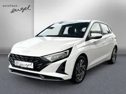 Weiß Neu 2024 Hyundai i20 Trend Limousine | 20.479 € (Fairer Preis)