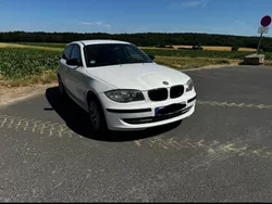 Weiß Gebraucht 2006 BMW 118 Kleinwagen | 2.300 € (Guter Preis)