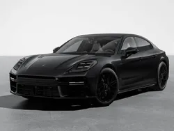 Tiefschwarzmetallic Gebraucht 2024 Porsche Panamera Turbo E-Hybrid Limousine | 214.900 € (Teuer)