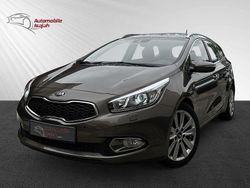 Beige Gebraucht 2012 Kia Ceed Sportswagon Spirit Kombi | 8.490 € (Etwas zu teuer)