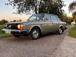Volvo 244