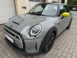 Grau Gebraucht 2022 Mini Cooper SE Kleinwagen | 17.990 € (Guter Preis)