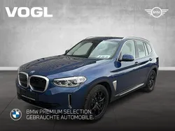 Blau Gebraucht 2021 BMW iX3 Performance SUV | 32.880 € (Fairer Preis)