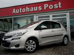 Silber Gebraucht 2011 Toyota Yaris Life Kleinwagen | 9.499 € (Teuer)