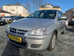 Silber Gebraucht 2004 Opel Corsa Limousine | 2.200 € (Etwas zu teuer)