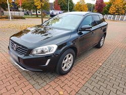 Schwarz Gebraucht 2013 Volvo XC60 Momentum SUV | 13.800 €