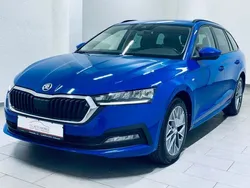 Blau Gebraucht 2023 Skoda Octavia Ambition Kombi | 18.480 € (Guter Preis)