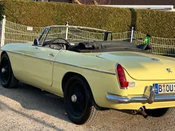 Gelb Gebraucht 1968 MG C Cabrio | 16.900 €