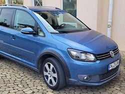 Blau Gebraucht 2011 VW Touran Cross Van / Kleinbus | 6.000 € (Guter Preis)