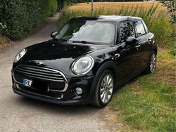 Schwarz Gebraucht 2015 Mini Cooper Chili Kleinwagen | 11.500 € (Fairer Preis)