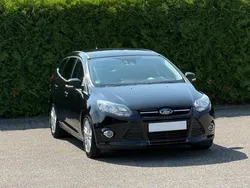 Schwarz Gebraucht 2013 Ford Focus Titanium Kombi | 3.299 € (Superpreis)