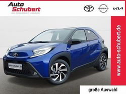 Juniper blue metallic/ night sky black Gebraucht 2024 Toyota Aygo X Basis SUV | 16.980 € (Etwas zu teuer)