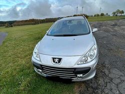 Silber Gebraucht 2006 Peugeot 307 Kombi | 2.550 € (Teuer)