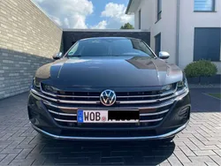 Grau Gebraucht 2022 VW Arteon Elegance Kombi | 32.900 € (Guter Preis)