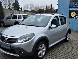 Silber metallic Gebraucht 2010 Dacia Sandero Stepway Kleinwagen | 5.980 € (Teuer)