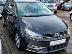 Schwarz Gebraucht 2016 VW Polo Trendline Kleinwagen | 6.446 € (Fairer Preis)
